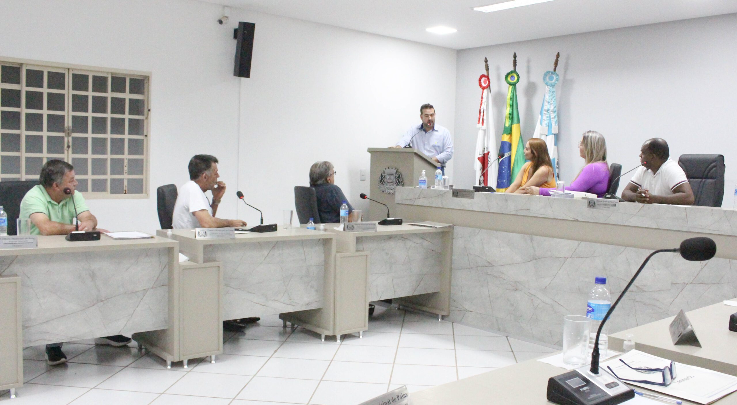 Debate sobre Licenciamento Ambiental da Pedra do Cálice na Câmara de Pains